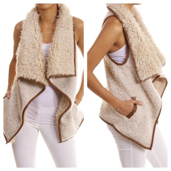 ❌SOLD OUT ❌ Faux Fur Shearling Vest - Picture 4 of 4