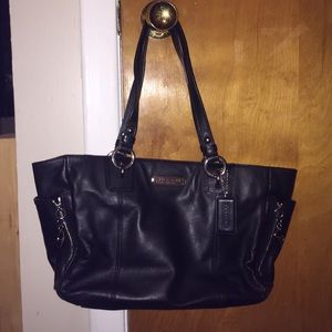 Coach handbag black shoulder bag