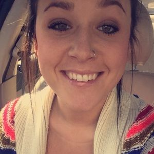 Meet your Posher, Chelsie