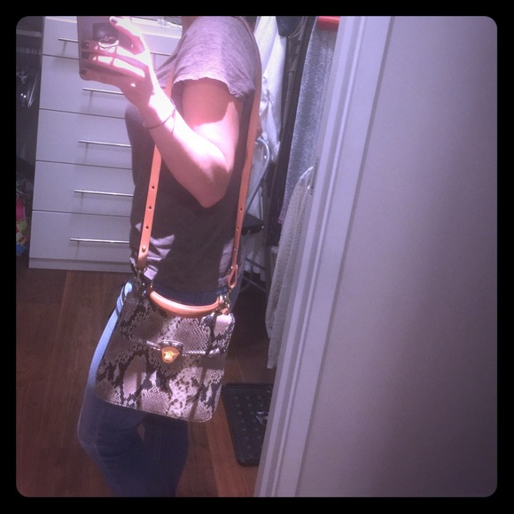 Brahmin Vittoria Rose Satchel Bag - Picture 2 of 4