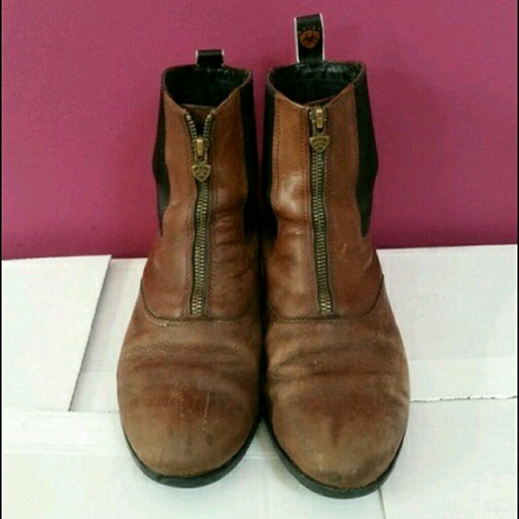 Vintage Ariat boots