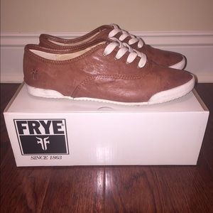 Frye -  Low Sneakers