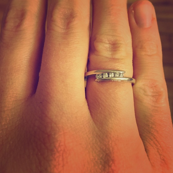 Kay jewelers authentic 5 diamond ring