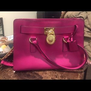 Michael kors purse