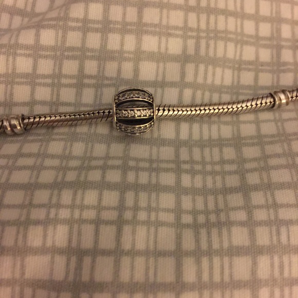 Leading Lady Pandora bead