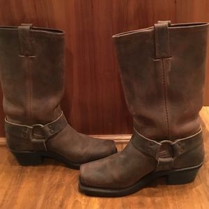 FRYE Harness 12R boots