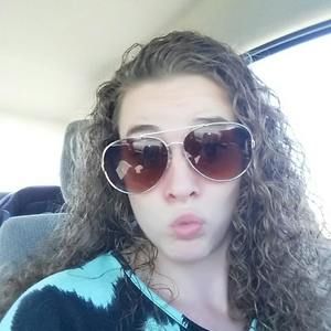 Meet your Posher, Karyn