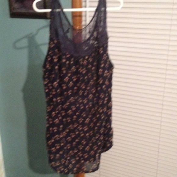 Flower print sheer top - Picture 2 of 2