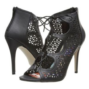 MADDEN GIRL Drewww Open Toe Lace Up Booties