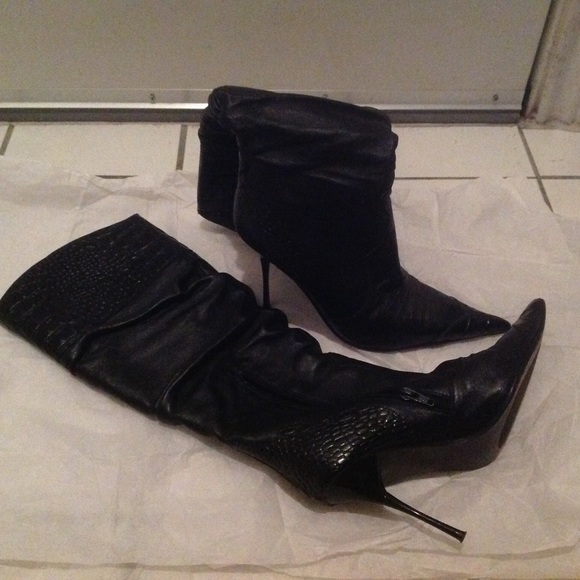 RECENTLY REDUCED: STILETTO COWGIRL BOOTS 💋