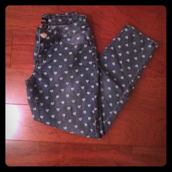 Heart pattern jean capris