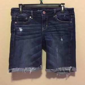 A&E Stretch Bermuda Shorts