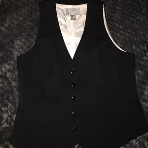 Button up vest