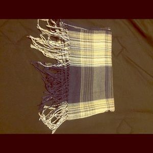 Blue pattern scarf