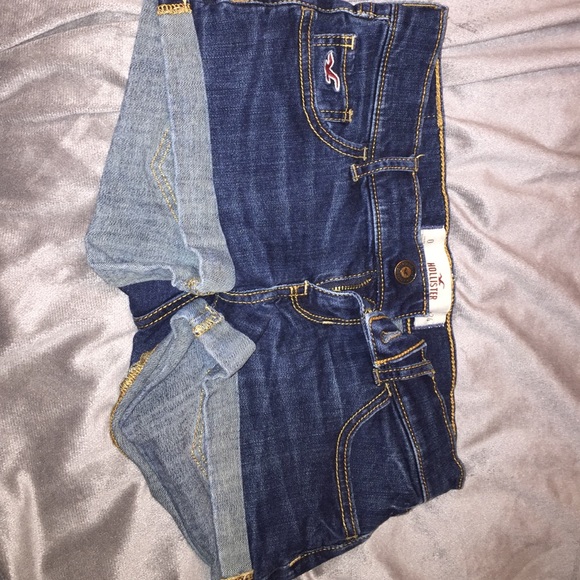 hollister blue jean shorts