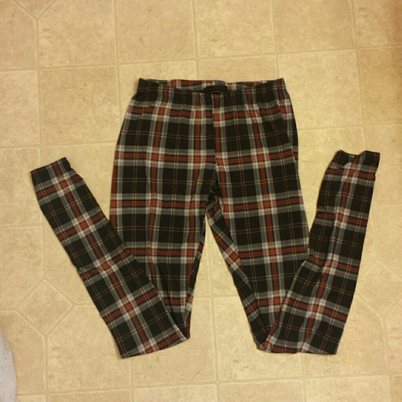Plaid/Flannel Patterned Leggings!