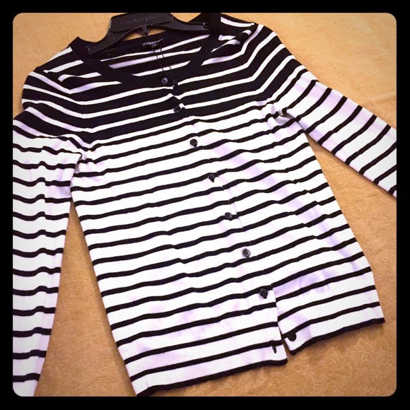 Express Cardigan