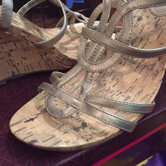 Wedges - Picture 2 of 3