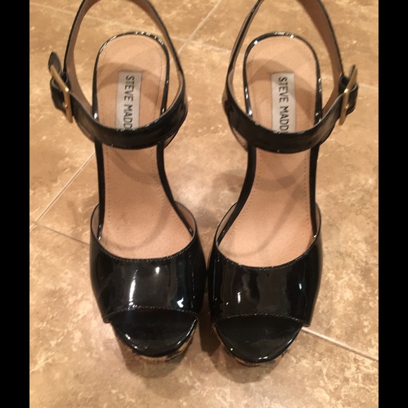 Steve Madden - Picture 2 of 4