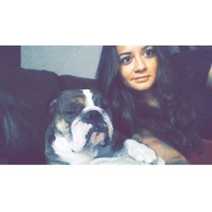 Meet your Posher, Yesenia