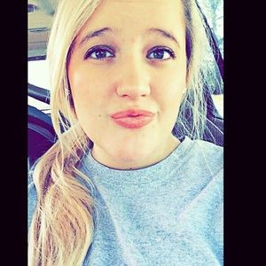 Meet your Posher, Nichole