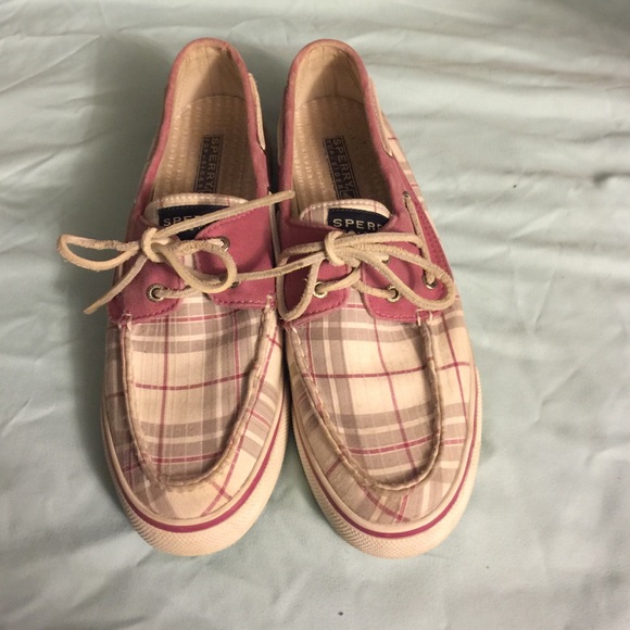 Sperry boat shoes!