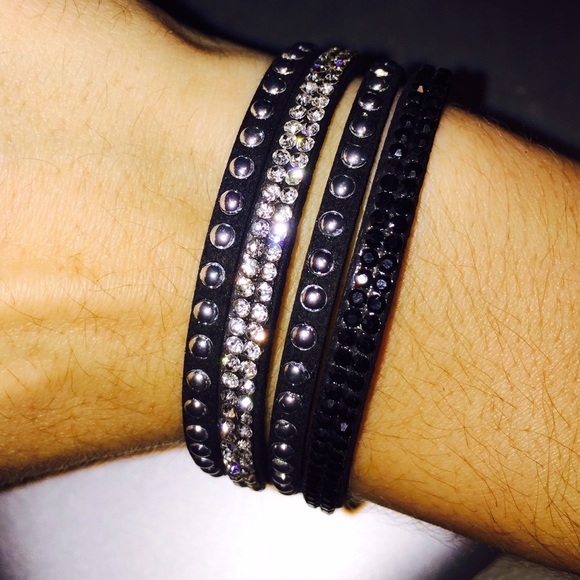 Bracelet Brook 1st pic or 2nd pic