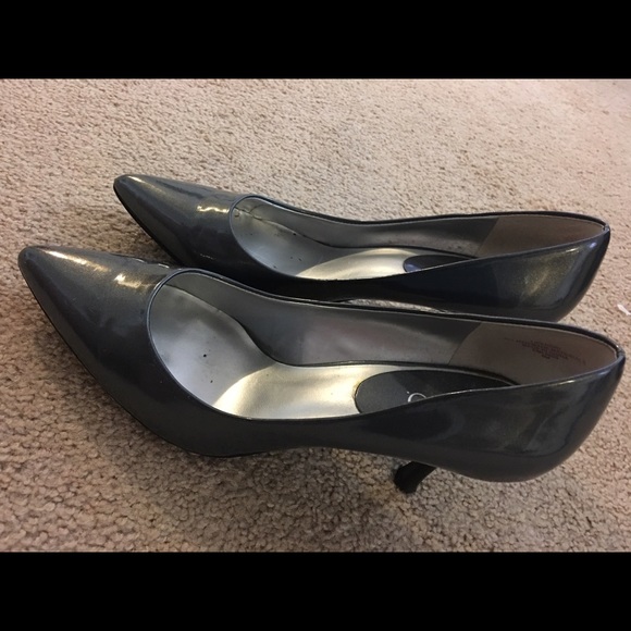 Nine West Pumps.