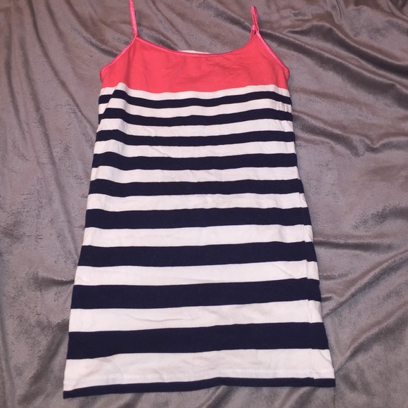 tank top - Picture 3 of 4