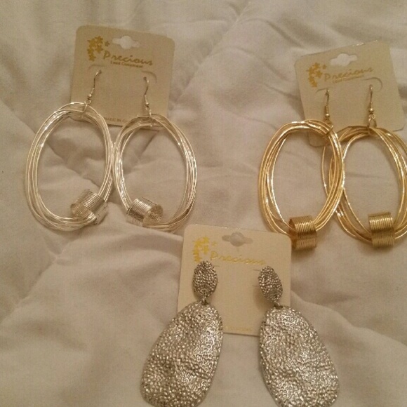 Jewelry - Earrings