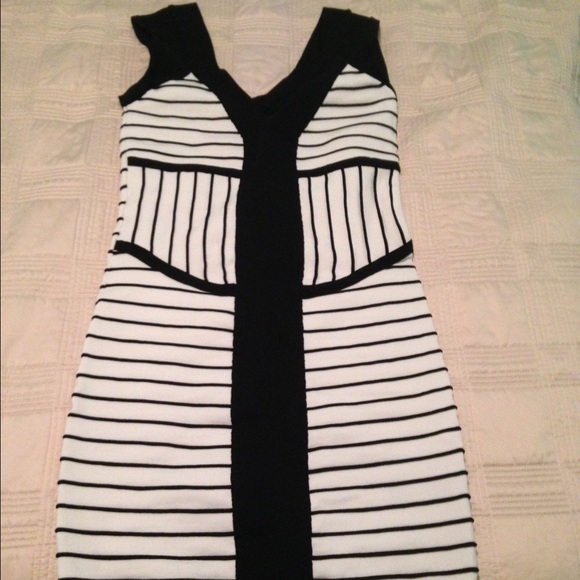 2bebe dress