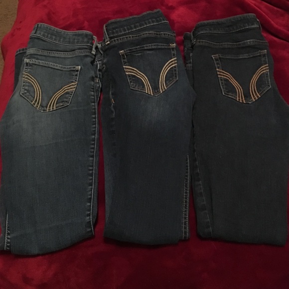 3 pairs of Hollister jeans