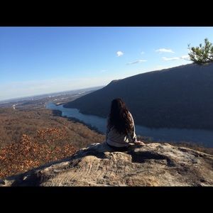 Meet your Posher, Michaela