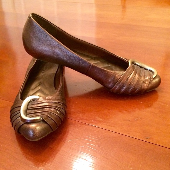 Bronze flats by Andrew Geller size 7.5 - Picture 2 of 3