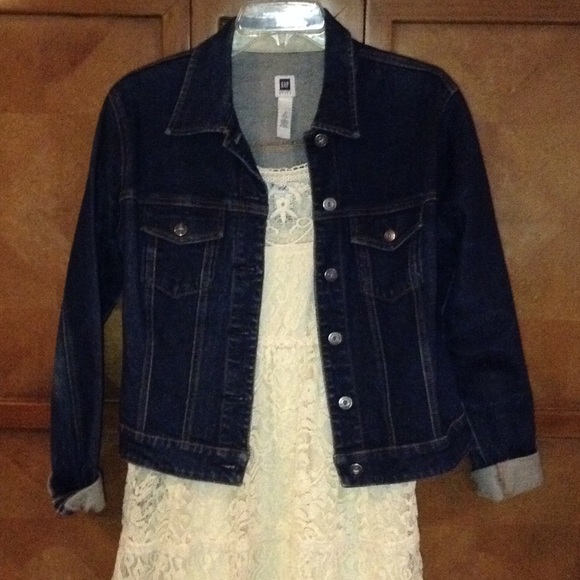 GAP Jackets & Blazers - Gap jean jacket