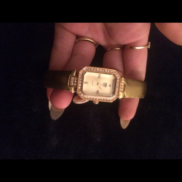 Glam watches