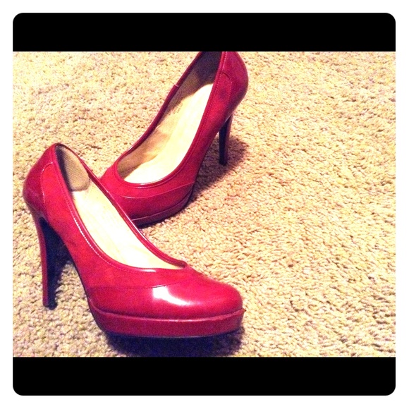 Heels - Picture 1 of 1