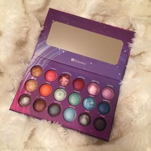 BH Cosmetics Galaxy Chic Palette