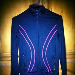 Thrill Zip Up Hoodless Jacket
