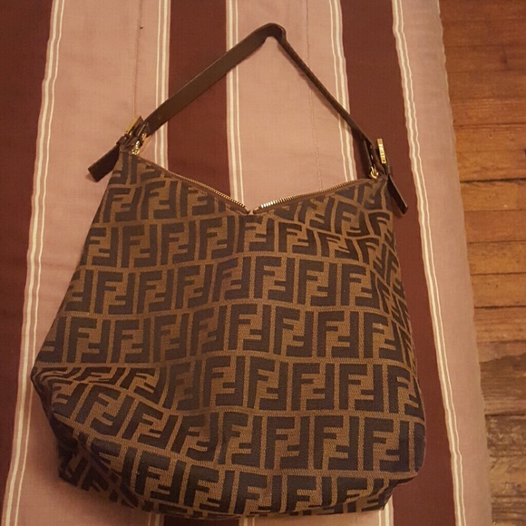 Vintage Gucci - Picture 2 of 2