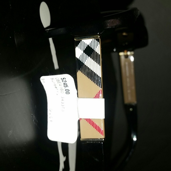 Sunglasses - Picture 2 of 4