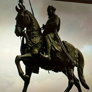 Meet your Posher, Farough