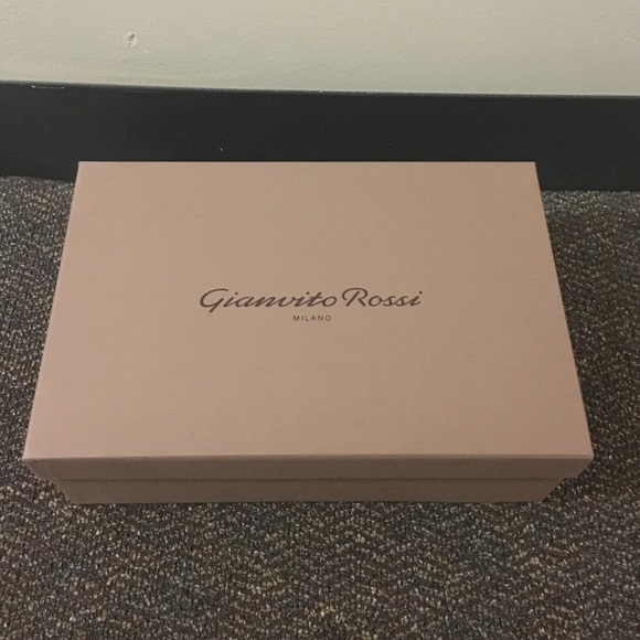 Gianvito Rossi shoe box