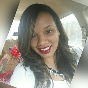 Meet your Posher, Sherrie