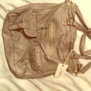 Cross Body Bag!