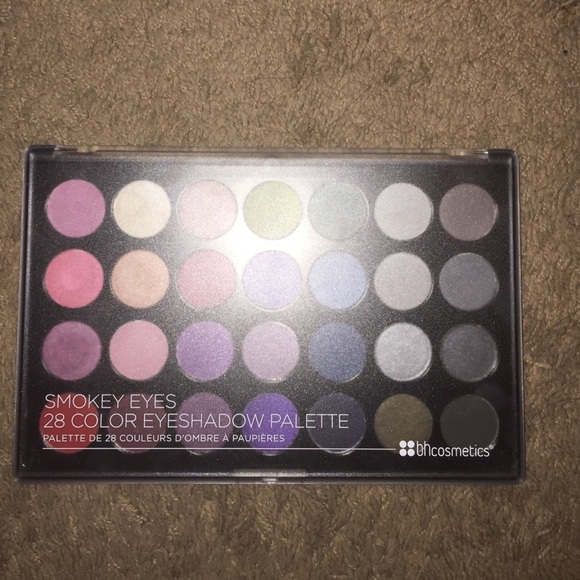 BH cosmetics smokey eyes 28 color palette!
