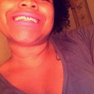 Meet your Posher, Lacey