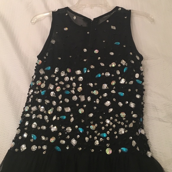 Gorgeous Prom/ Formal Dress - Picture 3 of 4