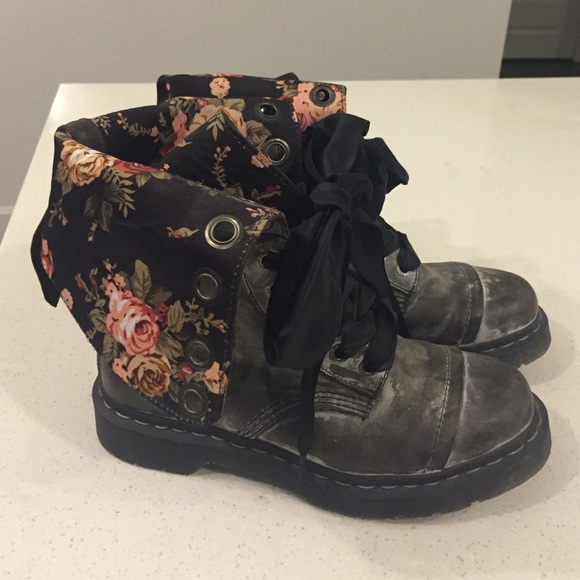 Doc Marten Boots