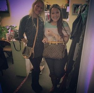 Meet your Posher, Corinne